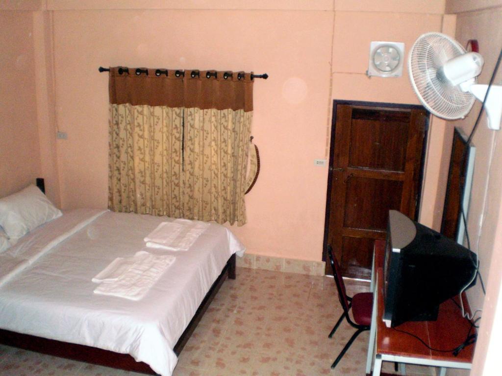 Khunnam Rimtarn Resort Mae Sai Zimmer foto